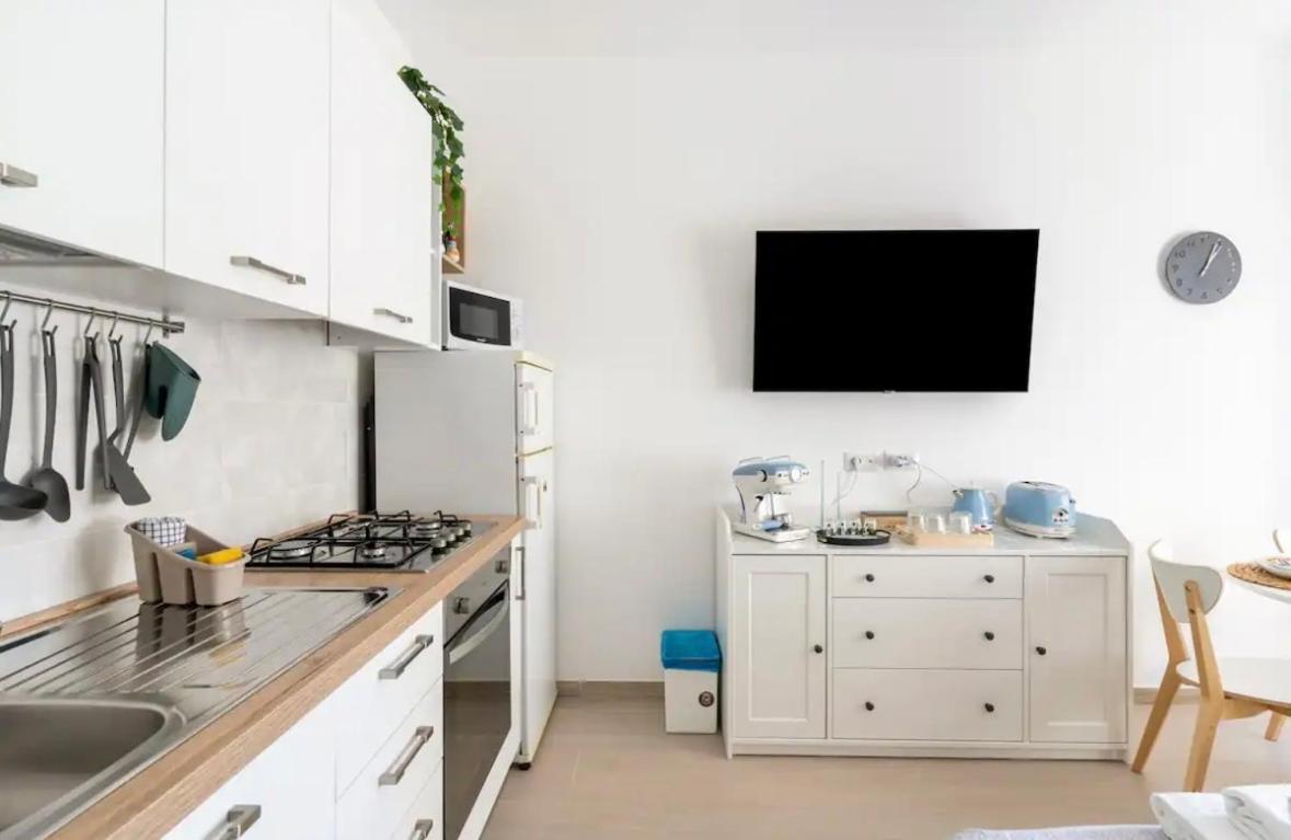 Luluhouse Apartment Чефалу Екстериор снимка